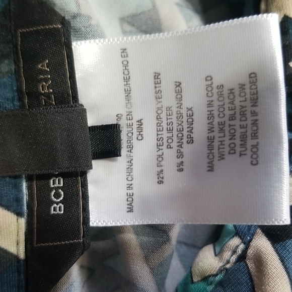 MCMGMAXAZRIA Green Black White Sleeveless Shirt with front pockets - Picture 4 of 14